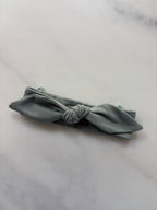 Diadema con lazo de color sólido para implante coclear/audífono