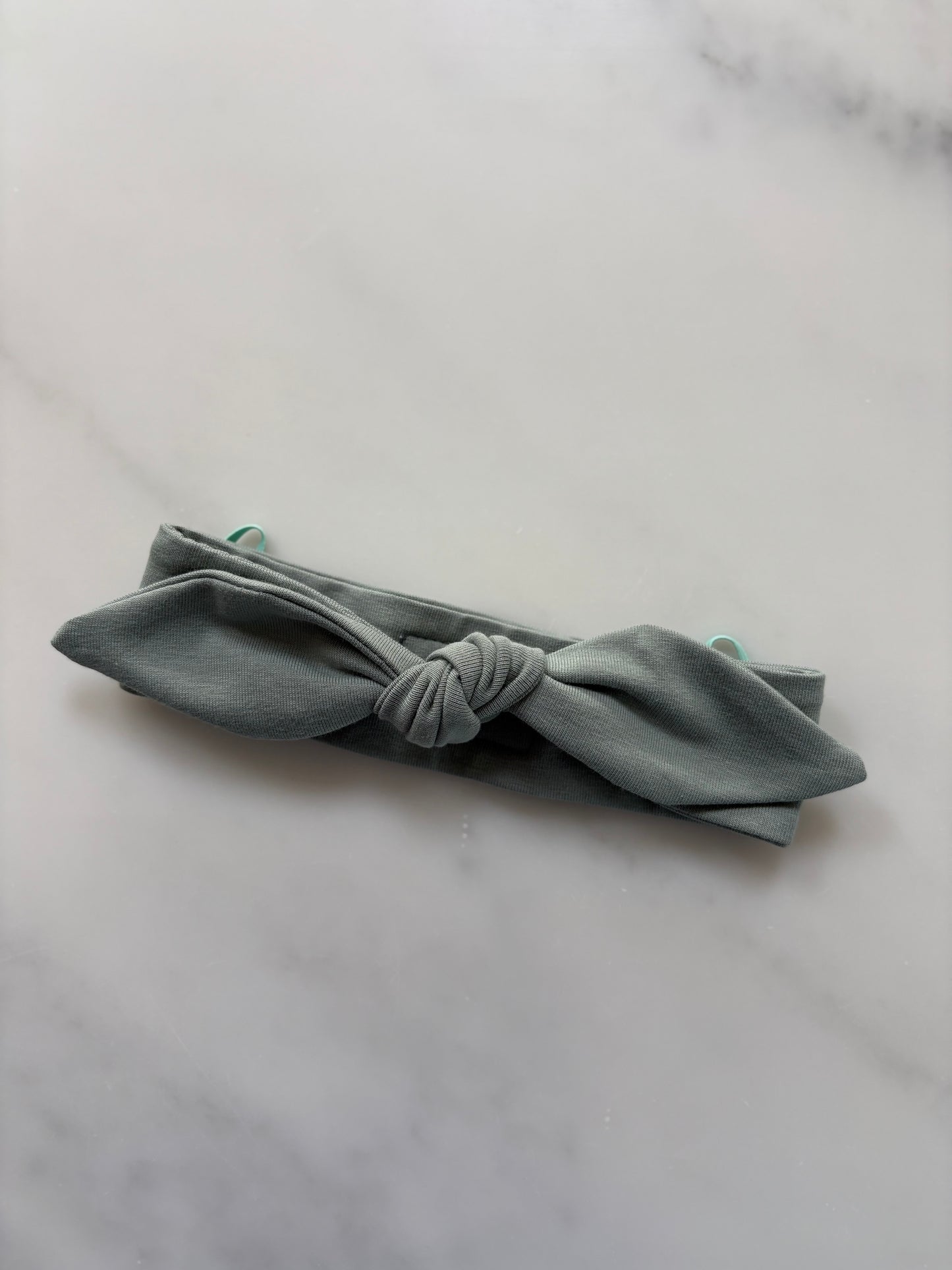 Bow Pocket Headband for Cochlear Implants - Ready to Post