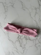 Diadema con lazo de color sólido para implante coclear/audífono