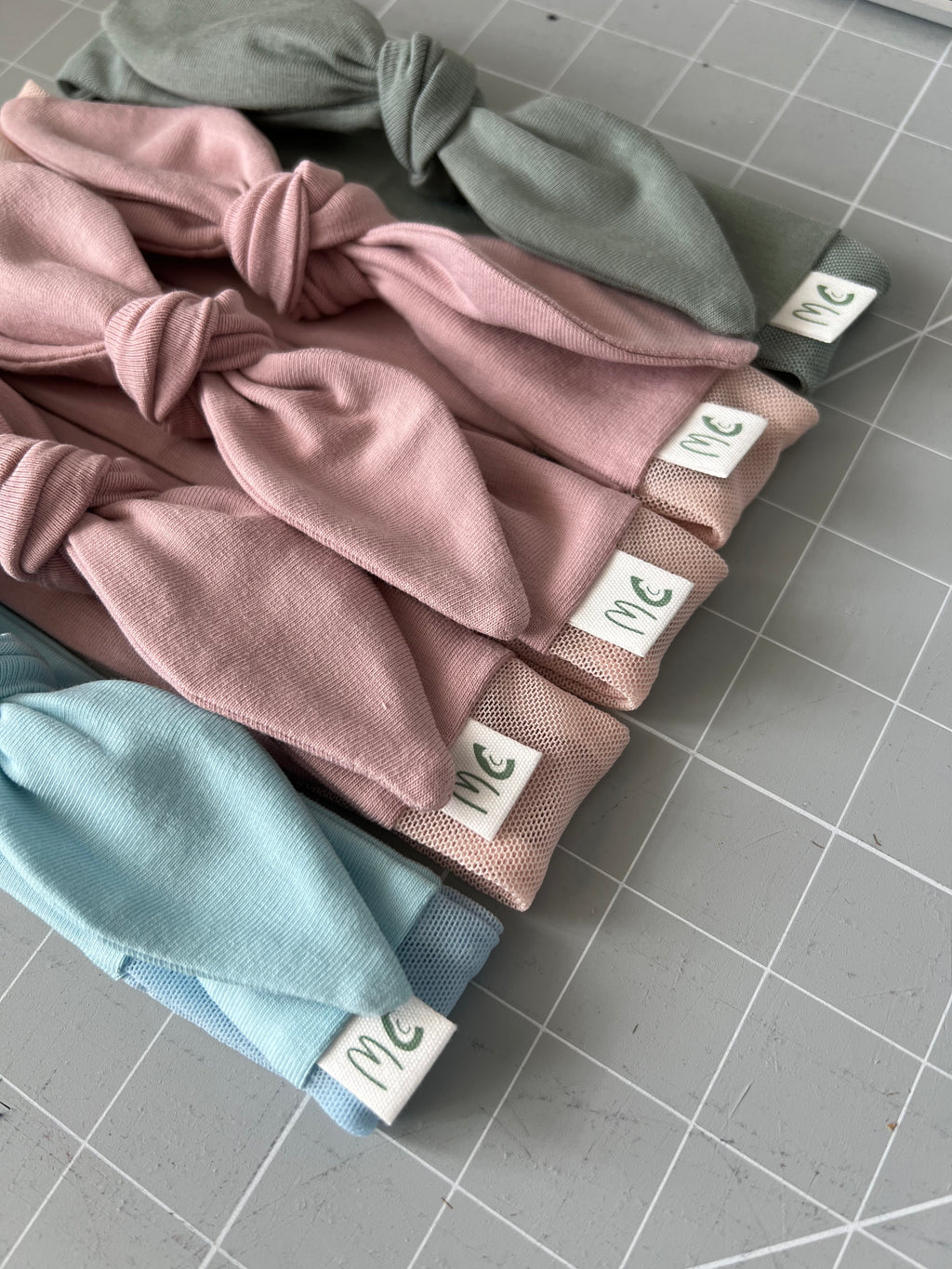 Bow Mesh Headband for Cochlear Implants and Hearing Aids - Solid Colour