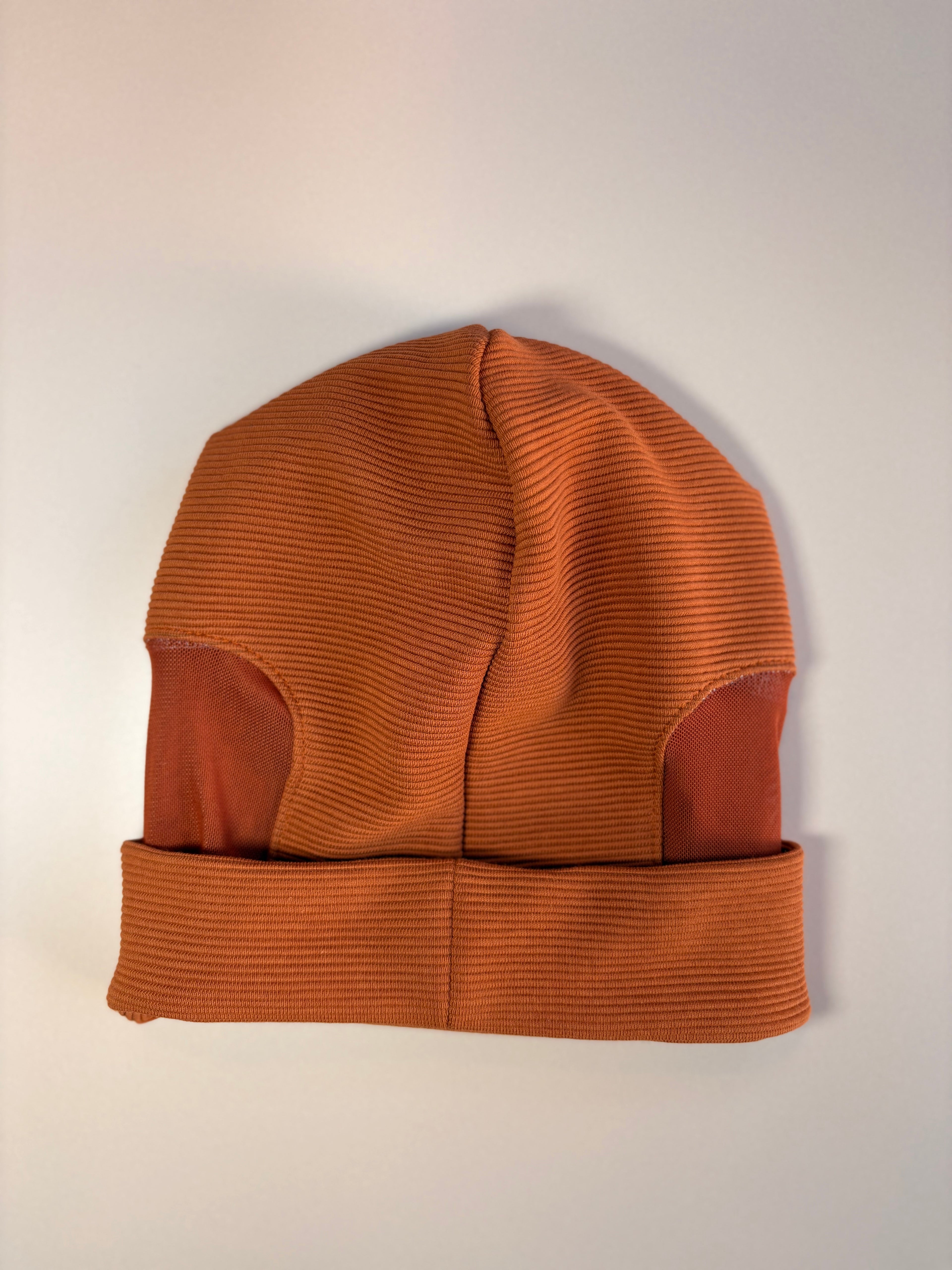 Einfarbige Beanie-Mütze für Cochlea-Implantate/Hörgeräte