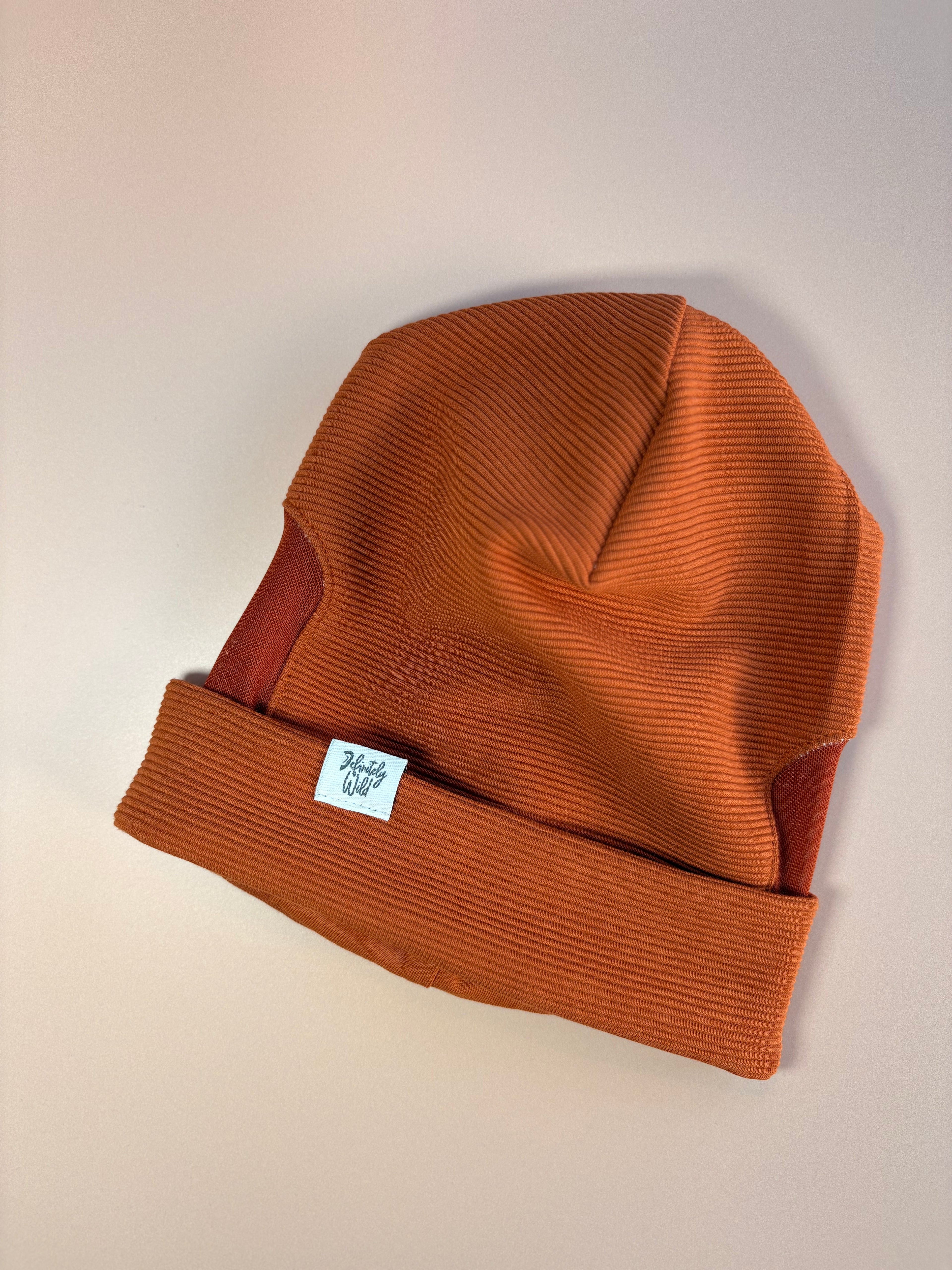 Einfarbige Beanie-Mütze für Cochlea-Implantate/Hörgeräte