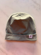 Gorro Beanie de color sólido para implante coclear/audífono