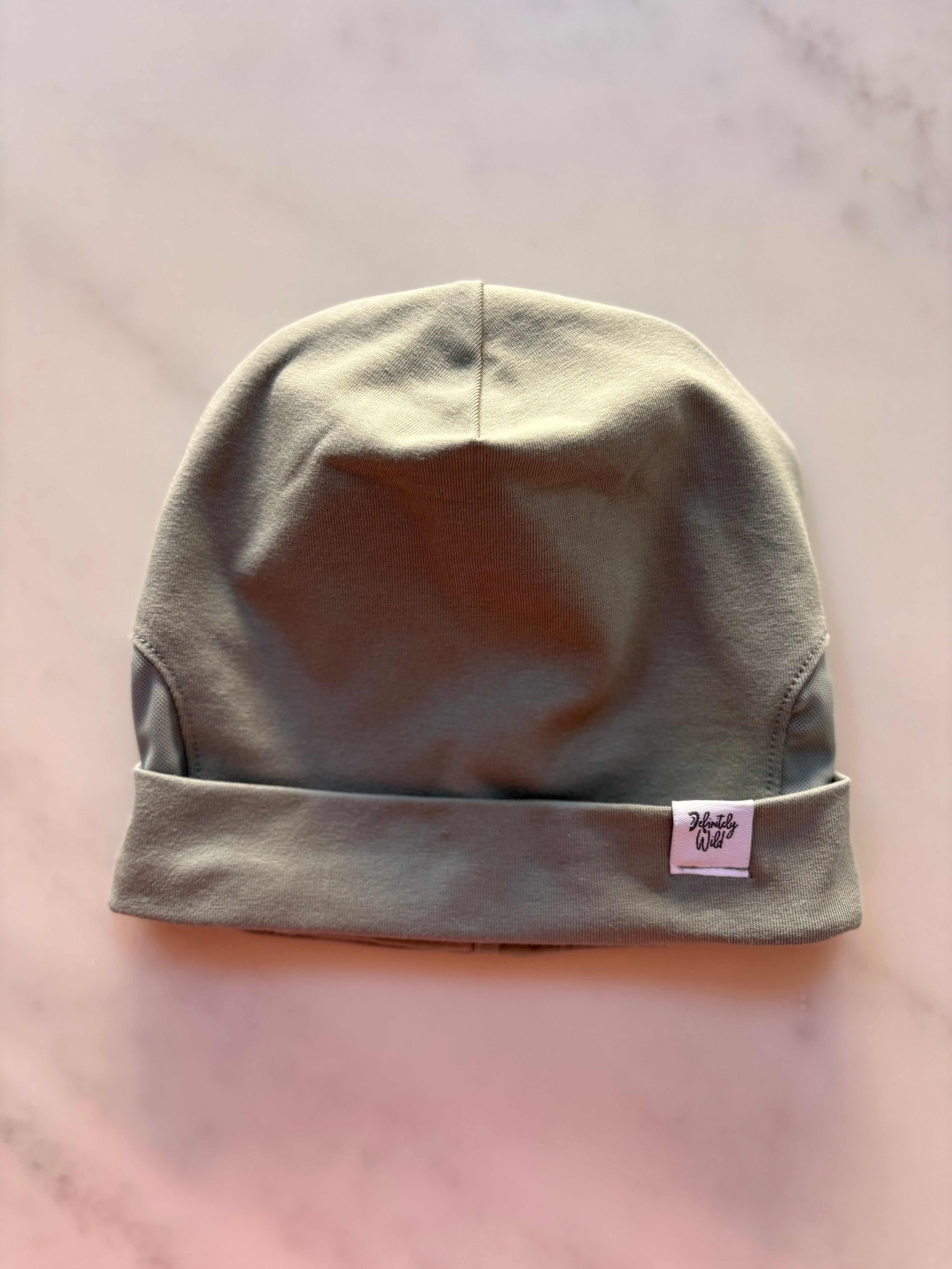 Gorro Beanie de color sólido para implante coclear/audífono