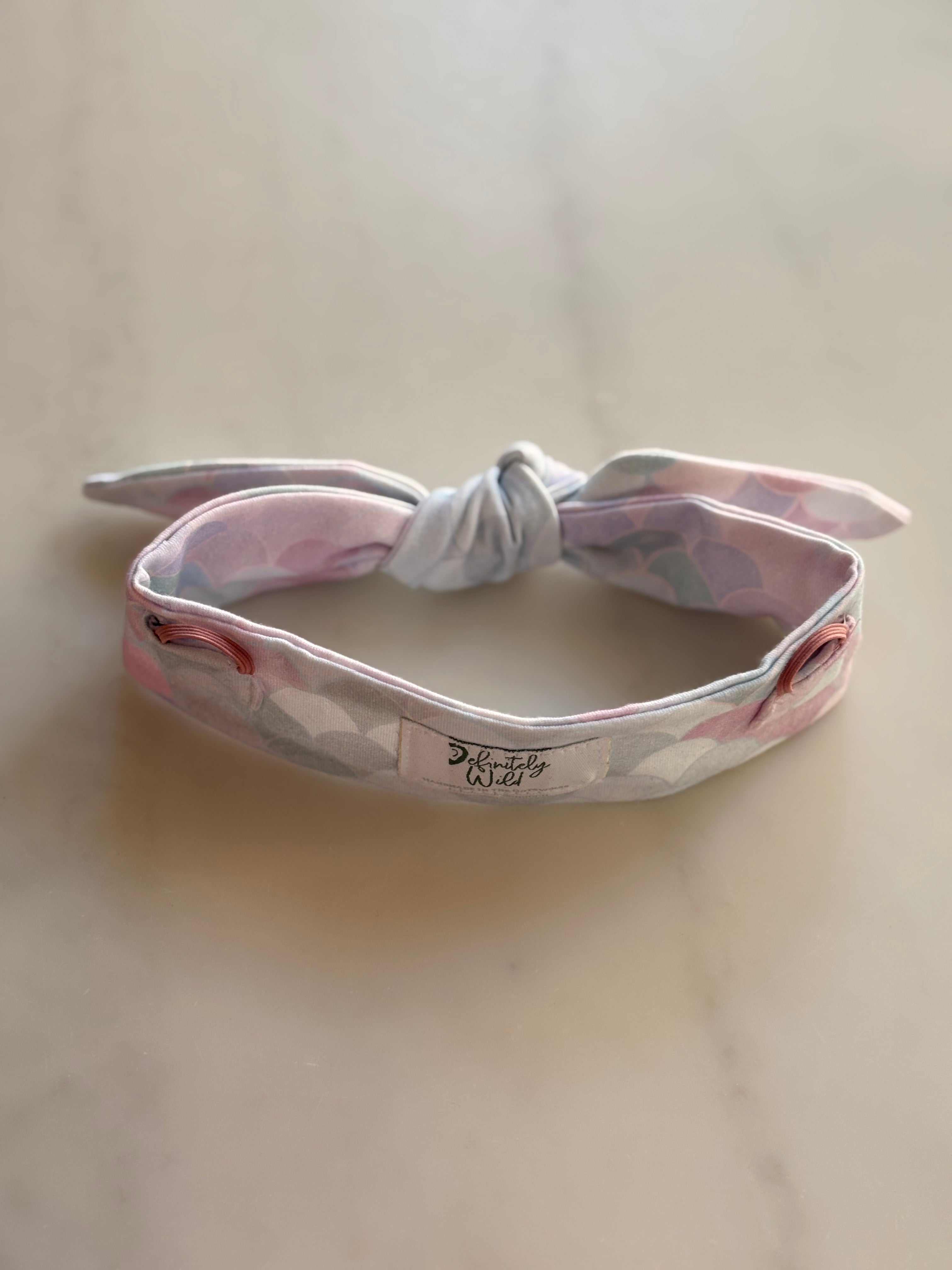 Diadema con lazo de camuflaje para implante coclear/audífono