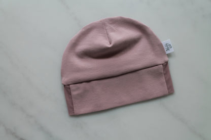 Sombrero de bebé de color sólido